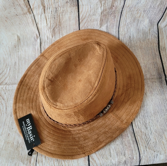 Faux Suede Panama Hat With Antique Bead Accent✨️ - Picture 8 of 8
